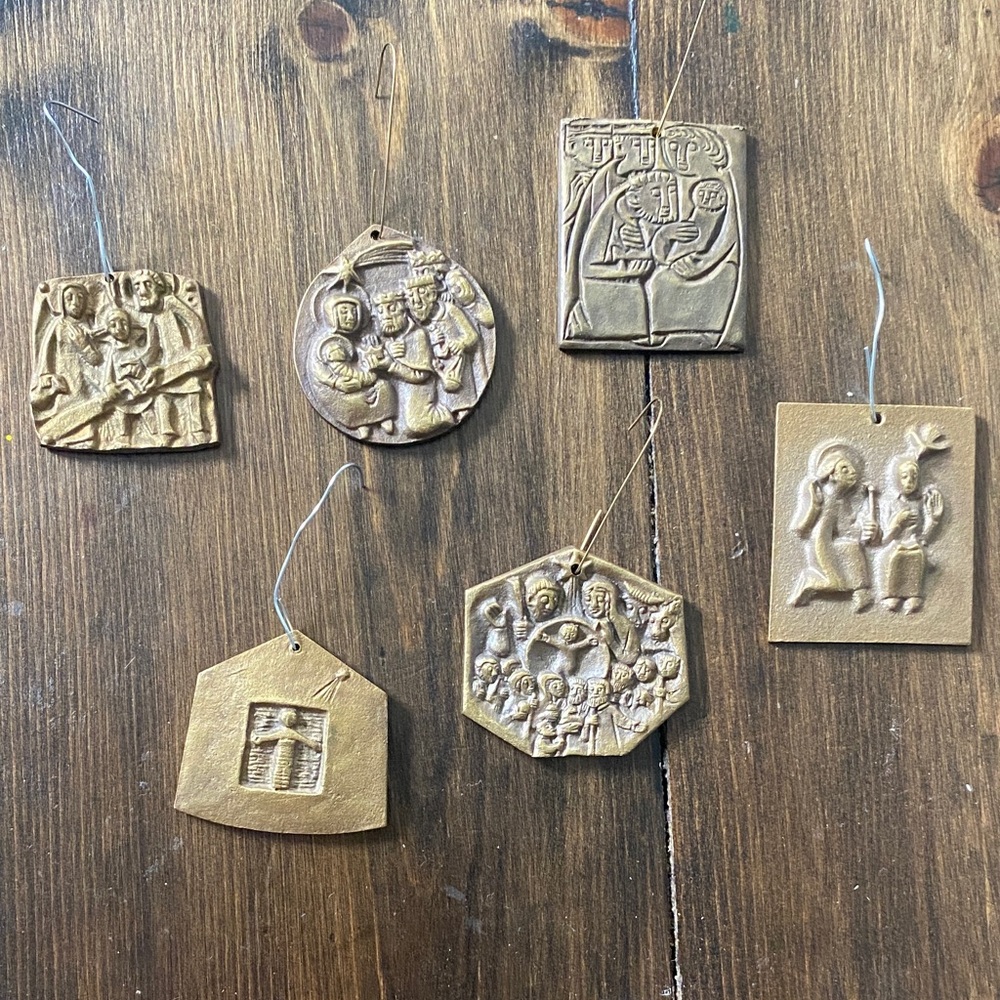 Gold Holiday Ornament Set